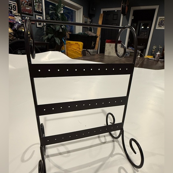Jewelry - Metal Earring Display Stand - Black